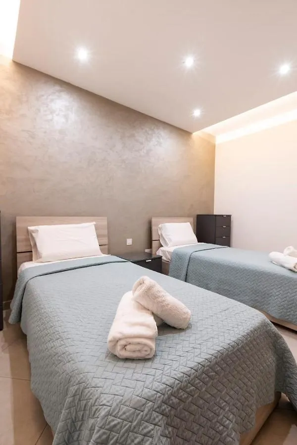 Brand New 3Bed-Hosted By Sweetstay Gzira 0*,  Malta