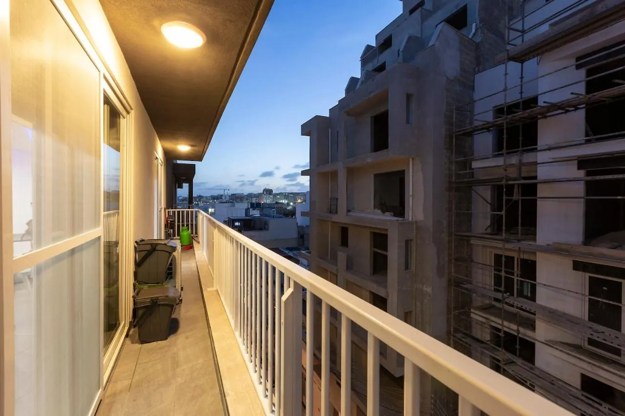 Brand New 3Bed-Hosted By Sweetstay Gzira Apartment