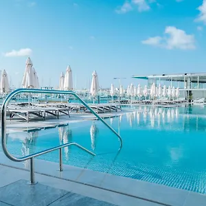 Azur By St Hotel